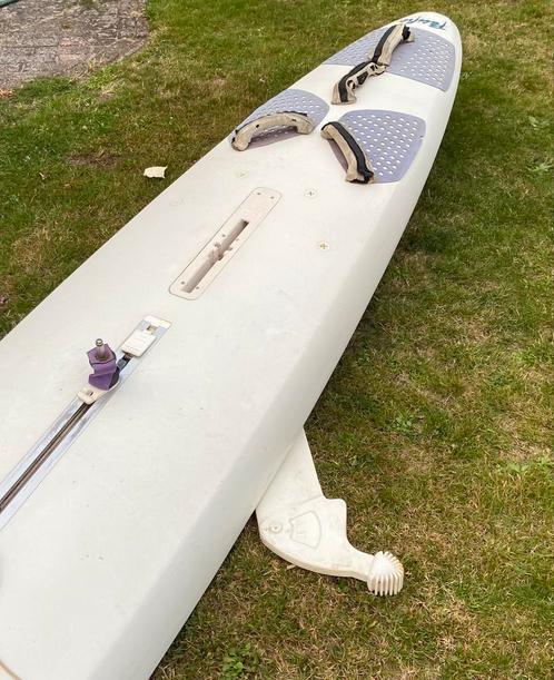 Complete Surfplank Surfzeil, Giek & Trapeze, Watersport en Boten, Windsurfen, Gebruikt, Complete set, 300 cm of meer, Met vin(nen)