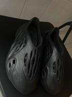 Yeezy foam runners, Kleding | Dames, Schoenen, Verzenden, Zo goed als nieuw, Zwart, Sneakers of Gympen