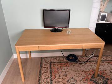 Nieuw! Ikea bureau / tafel TONSTAD - eikenfineer 140x75 beschikbaar voor biedingen