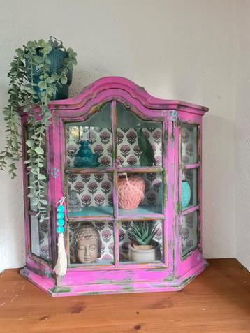 Boho shabby chic vitrinekastje pronkkastje retro stijl beschikbaar voor biedingen