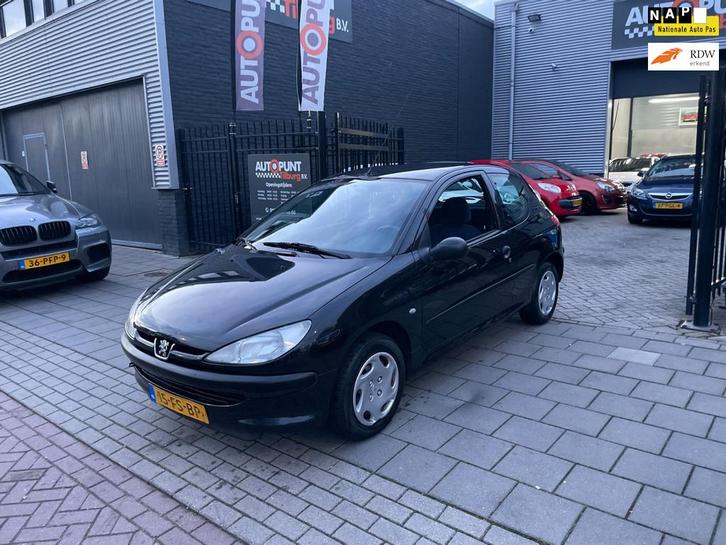 Peugeot 206 1.4 XT 2e Eigenaar! Automaat NAP APK 1 Jaar, Auto's, Peugeot, Bedrijf, Te koop, Airbags, Centrale vergrendeling, Elektrische ramen