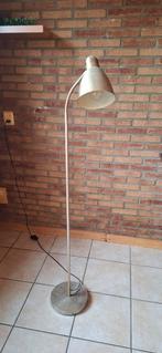 Messing vloerlamp - Stijlvol en functioneel!, Ophalen, Gebruikt, Metaal, 150 tot 200 cm