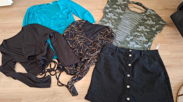 Dames kledingpakket divers, Kleding | Dames, Dames-kledingpakketten, Zo goed als nieuw, Maat 42/44 (L), Ophalen of Verzenden