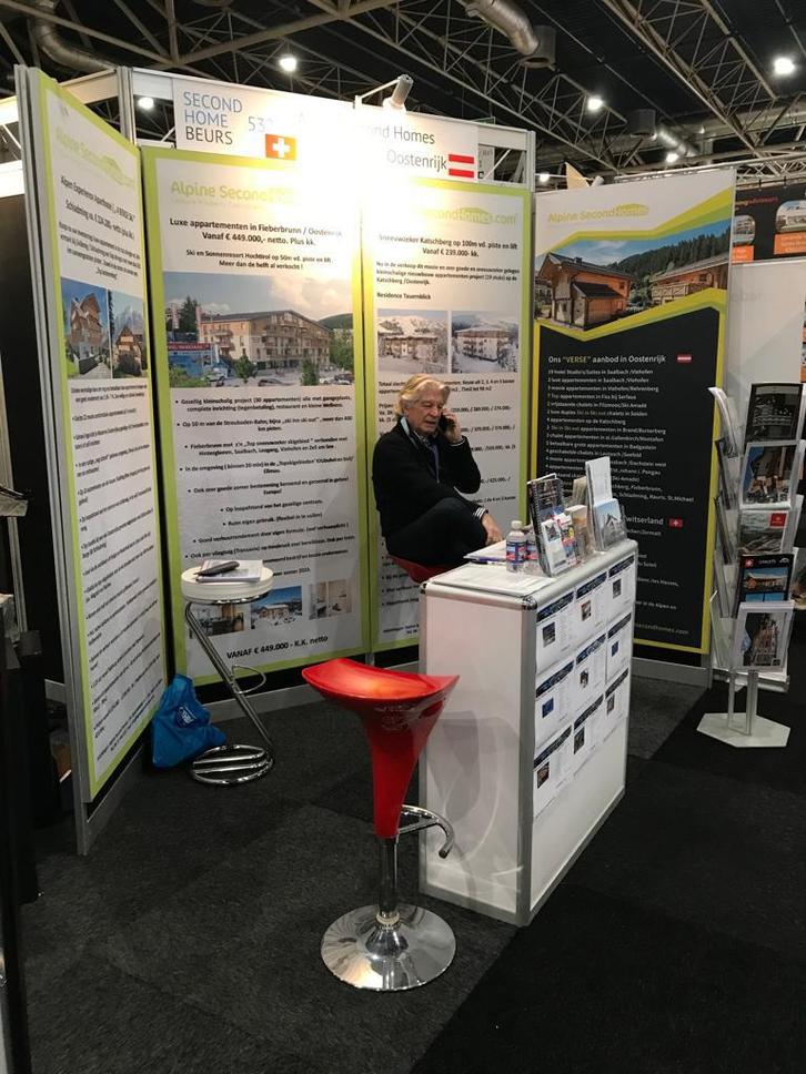 Allu frames 220x 100 voor opspannen reclamedoeken, Zakelijke goederen, Kantoor en Winkelinrichting | Winkel en Inventaris, Ophalen