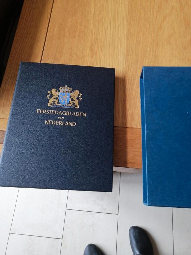 Eerste dag bladen albums gevraagd, Postzegels en Munten, Postzegels | Volle albums en Verzamelingen, Nederland, Ophalen of Verzenden