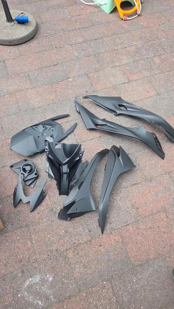 BMW S1000RR kunststof inlegdelen complete set 2015-2019 beschikbaar voor biedingen