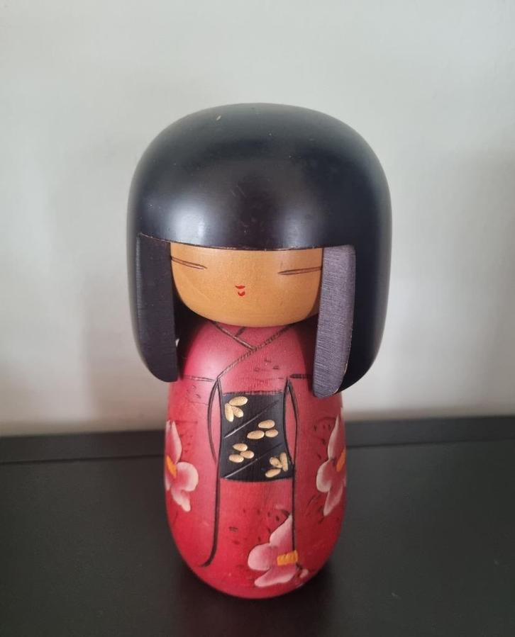 Beni Tsubaki Kokeshi van Masae Fujikawa (1942-2015), Antiek en Kunst, Kunst | Niet-Westerse kunst, Verzenden
