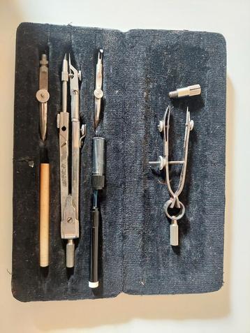 Oude Sphinx Präzision Passer Set met Toebehoren beschikbaar voor biedingen