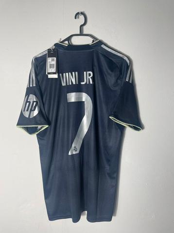 Origineel Real Madrid uitshirt 2025/26. Vini Jr. Maat M.  beschikbaar voor biedingen