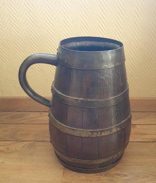 Grote franse houten kan met metalen banden, Antiek en Kunst, Curiosa en Brocante, Ophalen of Verzenden