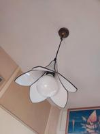 Tiffany hanglamp. Sneeuwklokjes model. ca. 28 cm doorsnee., Ophalen, Zo goed als nieuw, Minder dan 50 cm