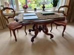 Antieke spinnenkop tafel met twee stoelen, Antiek en Kunst, Ophalen
