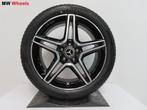 Mercedes A Klasse W177 CLA 18 inch AMG velgen winterbanden, 18 inch, Gebruikt, Banden en Velgen, Personenwagen