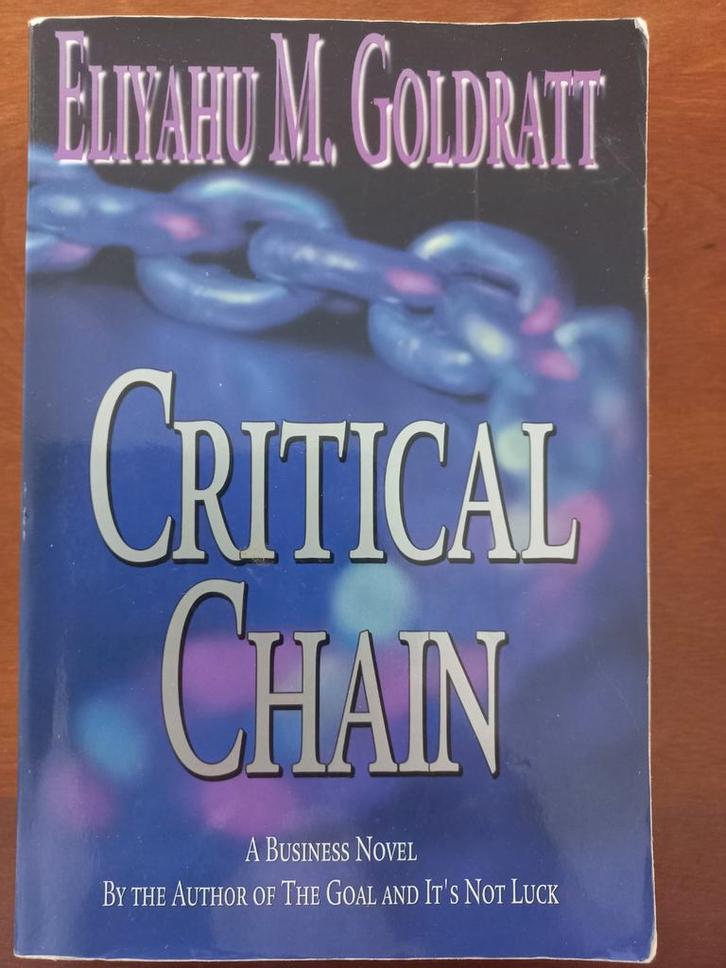Critical Chain - Eliyahu M. Goldratt - Management Roman, Boeken, Economie, Management en Marketing, Gelezen, Management, Ophalen of Verzenden