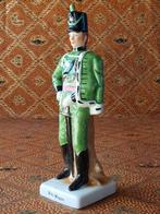 Mooi vintage beeldje uit Engeland van historische soldaat., Ophalen of Verzenden