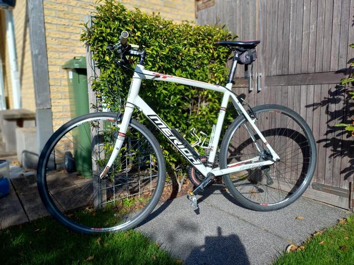 Merida speeder T2, Fietsen en Brommers, Fietsen | Heren | Sportfietsen en Toerfietsen, Zo goed als nieuw, Overige merken, Meer dan 20 versnellingen