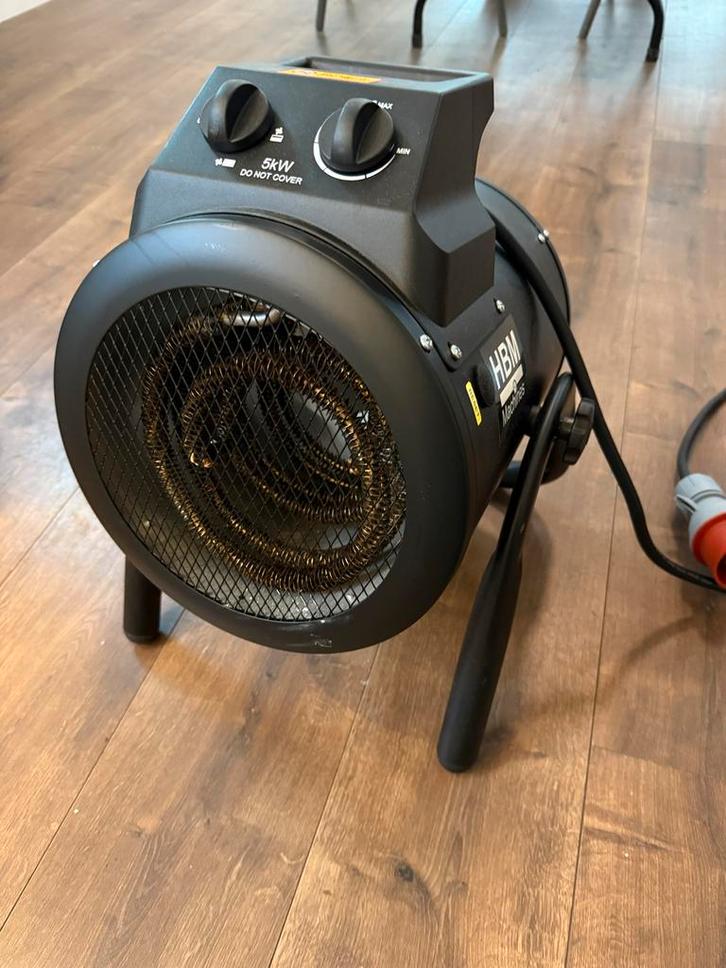 HBM Elektrische Kachel 2.5 - 5 kW, Zakelijke goederen, Machines en Bouw | Industrie en Techniek, Ophalen