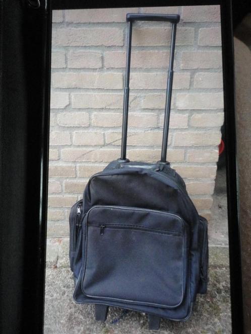 KLEINE  ZWARTE RUGTAS/ TROLLEY /KOFFER, Sieraden, Tassen en Uiterlijk, Tassen | Reistassen en Weekendtassen, Zo goed als nieuw