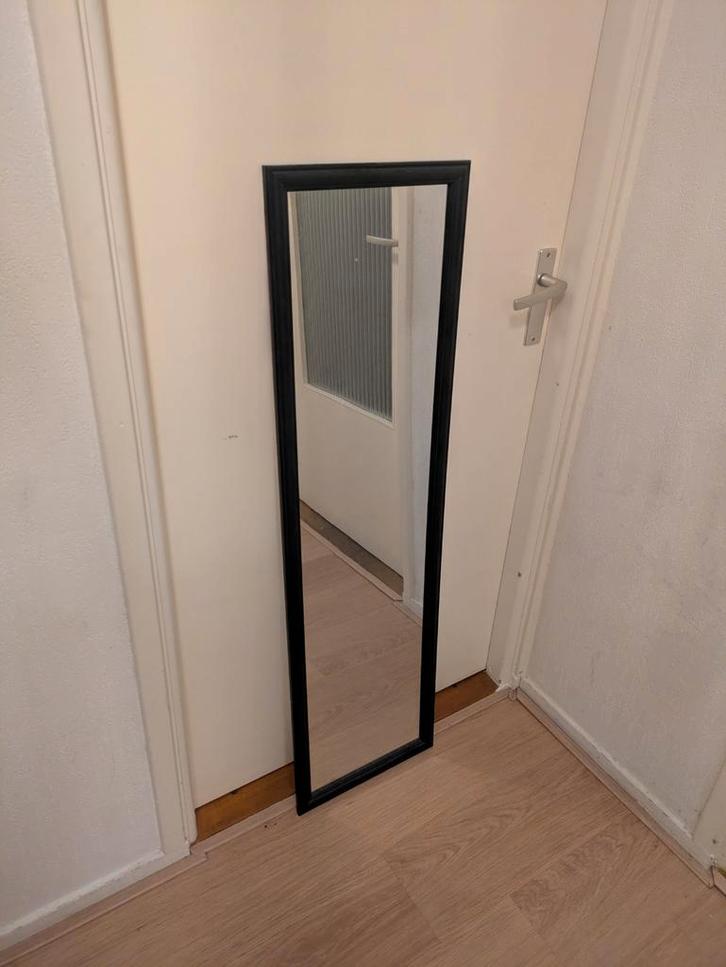 Mooie rechthoekige spiegel, Huis en Inrichting, Woonaccessoires | Spiegels, Zo goed als nieuw, Minder dan 50 cm, 150 tot 200 cm