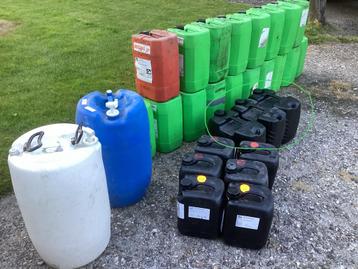 jerrycans oliedrum petroleum benzine brandstofopslag diesel beschikbaar voor biedingen