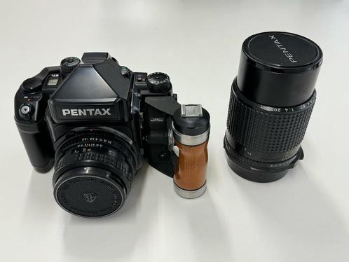 Pentax 67II + 90mm F2.8 + 200mm F4 + left hand grip, Audio, Tv en Foto, Fotocamera's Analoog, Gebruikt, Spiegelreflex, Pentax