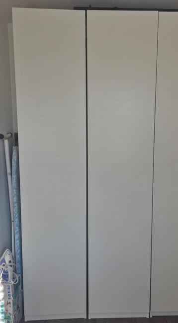 IKEA garderobe kasten 236 cm hoog beschikbaar voor biedingen