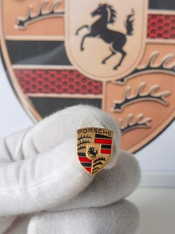 Origineel porsche pin  

 beschikbaar voor biedingen