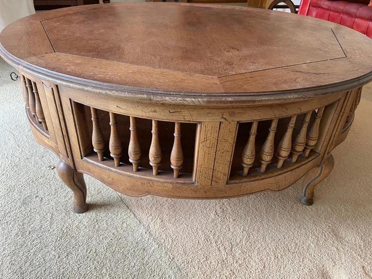 Antieke Ronde Salontafel met Opbergruimte, Huis en Inrichting, Tafels | Salontafels, Gebruikt, Minder dan 50 cm, 50 tot 100 cm