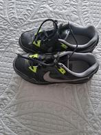 Nike Air Schoenen Maat 33 - Goede Staat, Jongen of Meisje, Schoenen, Ophalen of Verzenden, Zo goed als nieuw