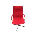 Arper Catifa 70 Design Fauteuil Donker Roze Chroom, Gebruikt, Minder dan 75 cm, Ophalen of Verzenden, Stof