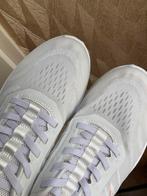 Skechers slip-ins maat 39, Ophalen of Verzenden, Zo goed als nieuw, Wit, Sneakers of Gympen