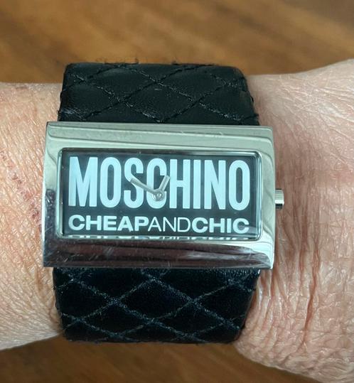 Vintage Moschino Cheap And Chic horloge, Sieraden, Tassen en Uiterlijk, Horloges | Dames, Zo goed als nieuw, Overige merken, Staal