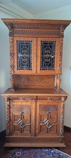 Antieke Kast met Glas-in-lood, Ophalen