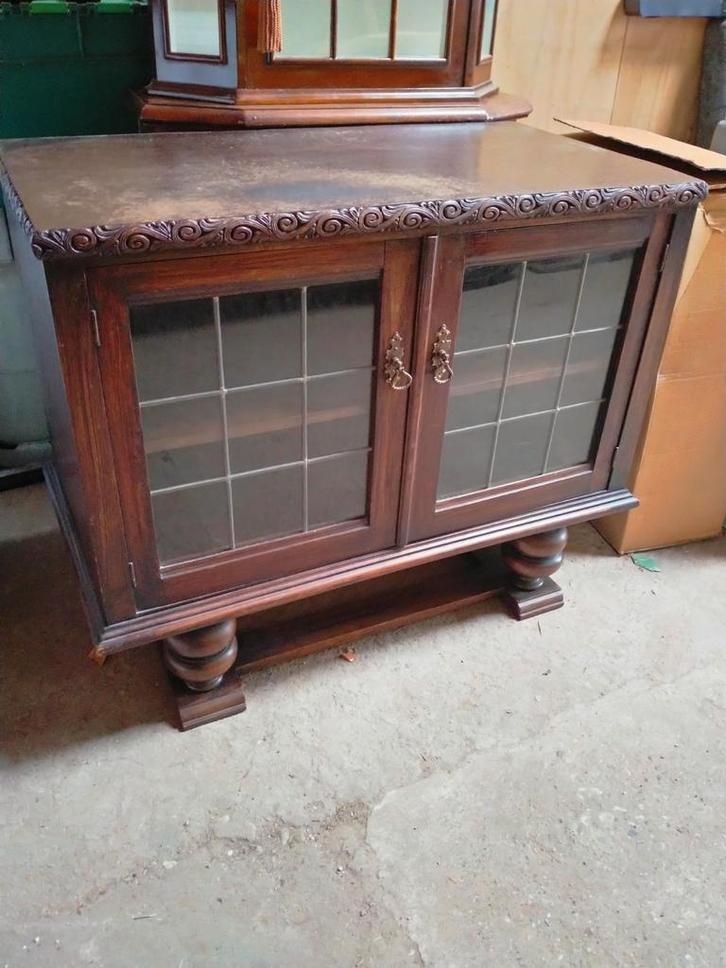 Antiek kastje met glas in lood deuren., Antiek en Kunst, Antiek | Meubels | Kasten, Ophalen