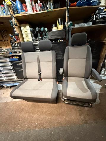 Setje vw transporter t6/t5 stoelen  bank+bestuurdersstoel beschikbaar voor biedingen