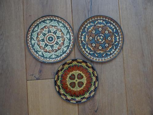 3 prachtige sierborden/emaille/messing/  8 euro per stuk, Huis en Inrichting, Woonaccessoires | Wanddecoraties, Zo goed als nieuw