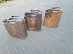 3 jerrycan's, Ophalen