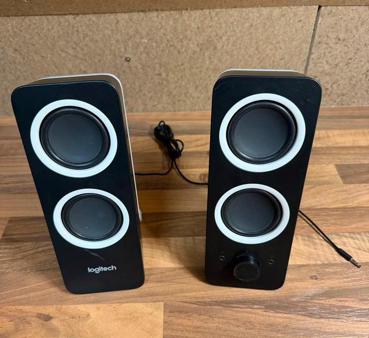 Logitech 2.0 Luidsprekerset, Computers en Software, Pc speakers, Zo goed als nieuw, Audiokanaal 2.0, Ophalen of Verzenden