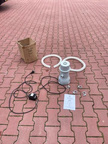 Filter pump compleet met originele doos beschikbaar voor biedingen