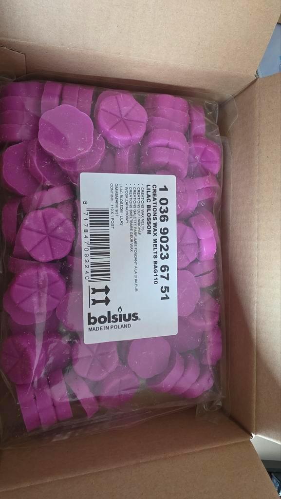 Waxmelts Bolsius Zak 110 stuks Lilac Blossom, Huis en Inrichting, Woonaccessoires | Kandelaars en Kaarsen, Nieuw, Minder dan 25 cm