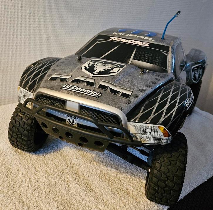 Traxxas Slash XL5 Rob MacCachren RTR + extra's, Hobby en Vrije tijd, Modelbouw | Radiografisch | Auto's, Gebruikt, Auto offroad