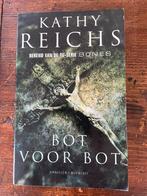 Kathy Reichs - Bot aan bot, Boeken, Gelezen, Ophalen of Verzenden, Kathy Reichs