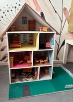 Poppenhuis inclusief meubeltjes, Ophalen, Zo goed als nieuw