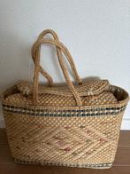 boodschappen tas van gevlochten riet., Sieraden, Tassen en Uiterlijk, Tassen | Damestassen, Ophalen of Verzenden, Zo goed als nieuw