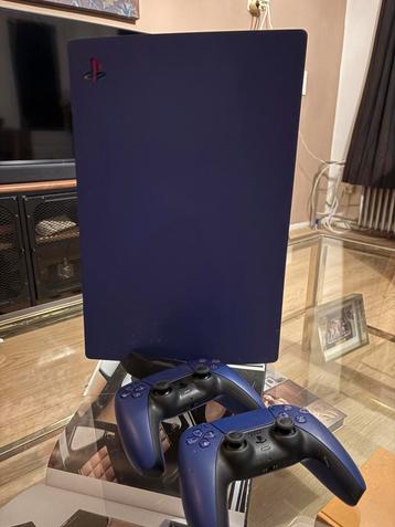Playstation 5 + 2 controllers purple! beschikbaar voor biedingen