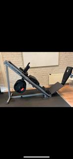 Body solid leg press/ hack squat, Sport en Fitness, Fitnessapparatuur, Ophalen, Zo goed als nieuw, Krachtstation