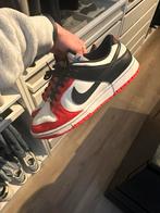 Nike dunk low zwart rood maat 45, Kleding | Heren, Schoenen, Ophalen of Verzenden, Zo goed als nieuw, Sneakers of Gympen