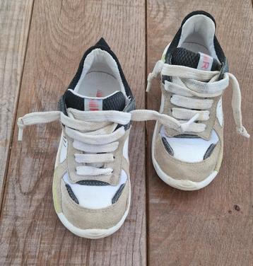 Leuke kinderschoenen - Maat 25 beschikbaar voor biedingen