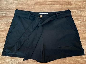 Nette suedine stretch short met band, XXL Costes, als nieuw beschikbaar voor biedingen