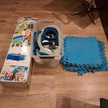 Intex Zwembad met alle toebehoren inclusief STILLE POMP beschikbaar voor biedingen